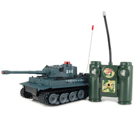 HQ iPlay RC Battling Tanks -Set of 2 Full Size Infrared Radio Remote Control Battle Tanks - RC Tanks