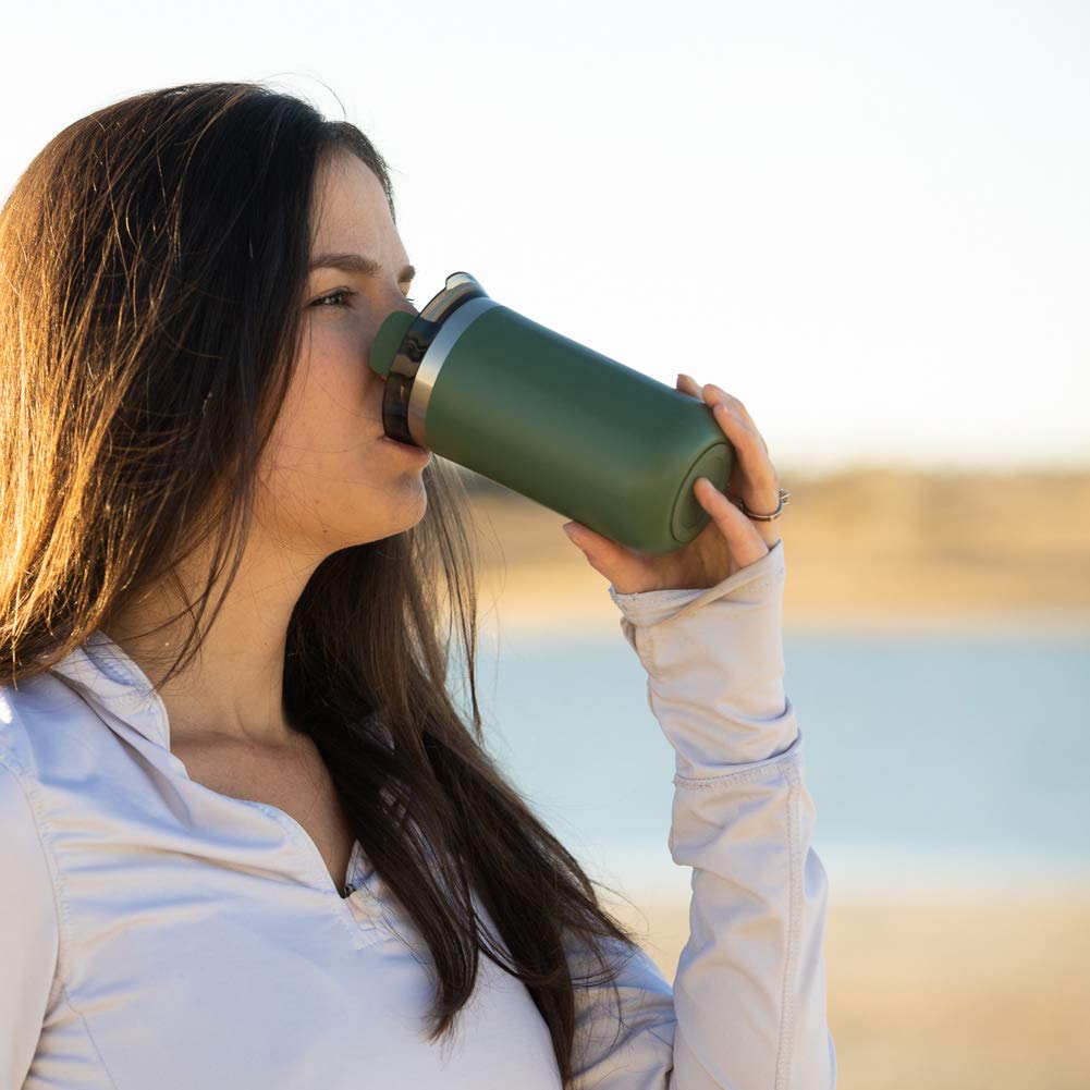 WACACO Octaroma Lungo Vacuum Insulated Coffee Mug, Double-wall Stainless Steel Travel Tumbler With Drinking Lid, 10 fl oz(300ml), Pomona Green